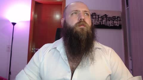 Bear online show from March 8, 2:23 am