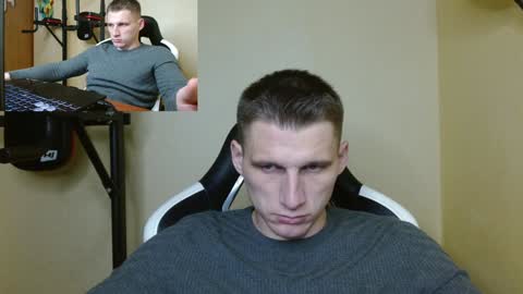 Poliglot online show from December 22, 1:12 am