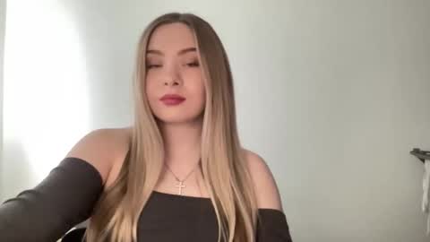 Snapshot of polishangel222 chatting on March 31, 3:23 pm polishangel222 online show from March 31, 3:23 pm