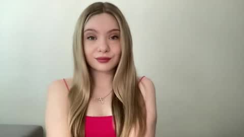 Snapshot of polishangel222 chatting on June 30, 11:22 am polishangel222 online show from June 30, 11:22 am