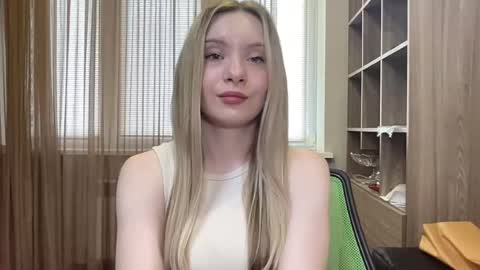 Snapshot of polishangel222 chatting on July 6, 3:03 pm polishangel222 online show from July 6, 3:03 pm