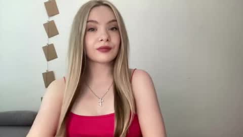 Snapshot of polishangel222 chatting on July 14, 2:12 pm polishangel222 online show from July 14, 2:12 pm
