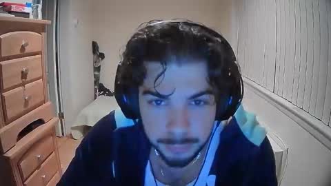 Snapshot of polk80 chatting on December 18, 6:08 am POLK online show from December 18, 6:08 am