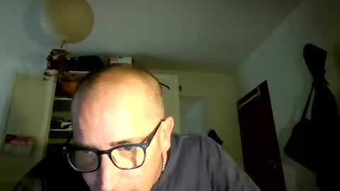 Snapshot of pollux62 chatting on March 8, 8:44 am Pollux online show from March 8, 8:44 am