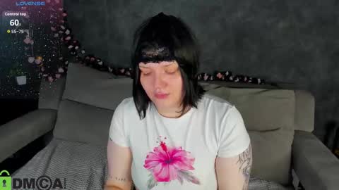 Snapshot of polly__mayer chatting on October 24, 2:08 am Polly online show from October 24, 2:08 am