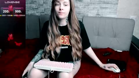 Snapshot of polly_wow chatting on February 15, 9:05 am Polly online show from February 15, 9:05 am