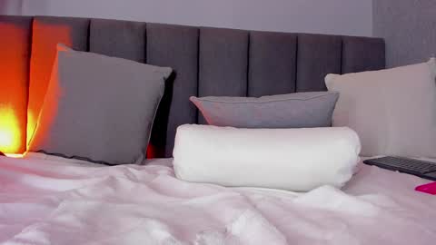 Snapshot of pollybabe_ chatting on January 11, 4:03 pm POLLY online show from January 11, 4:03 pm