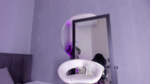 Snapshot of pollybabe_ chatting on February 11, 10:37 am POLLY online show from February 11, 10:37 am