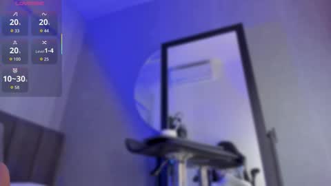 Snapshot of pollybabe_ chatting on October 31, 10:38 am POLLY online show from October 31, 10:38 am