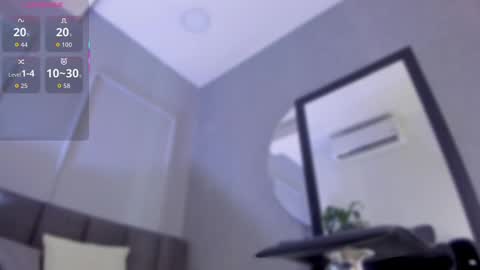 Snapshot of pollybabe_ chatting on November 2, 10:17 am POLLY online show from November 2, 10:17 am