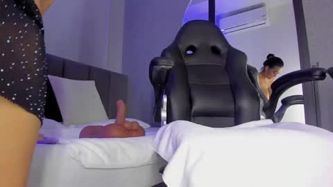 Snapshot of pollybabe_ chatting on November 14, 10:36 am POLLY online show from November 14, 10:36 am