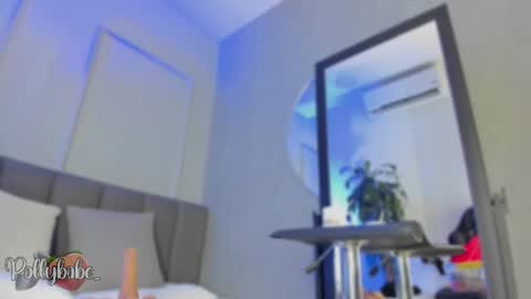 Snapshot of pollybabe_ chatting on November 30, 10:19 am POLLY online show from November 30, 10:19 am