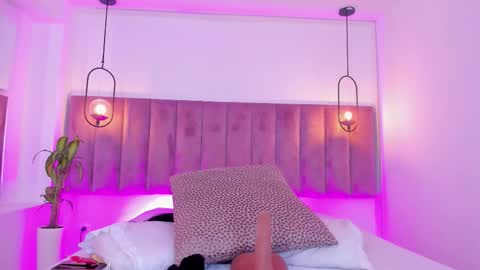 POLLY online show from March 19, 10:41 am