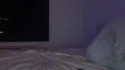 Snapshot of pollyyypocket chatting on April 15, 6:20 am Polly Pocket online show from April 15, 6:20 am