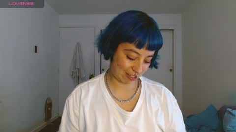 Snapshot of poly_mer chatting on April 7, 11:04 pm Poly online show from April 7, 11:04 pm