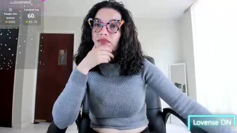 paulina barnett online show from June 26, 3:05 pm