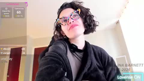 paulina barnett online show from July 28, 6:20 pm
