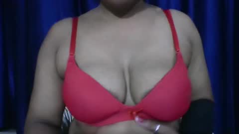 poojalady online show from July 24, 4:54 am