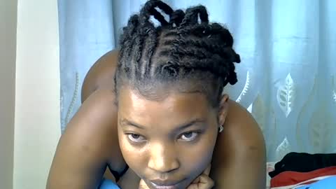 pookie245909 online show from June 24, 2:27 pm