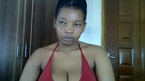 pookie245909 online show from July 14, 10:26 pm