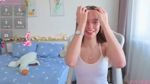 Snapshot of poopl_000 chatting on July 10, 5:12 am Cindy online show from July 10, 5:12 am