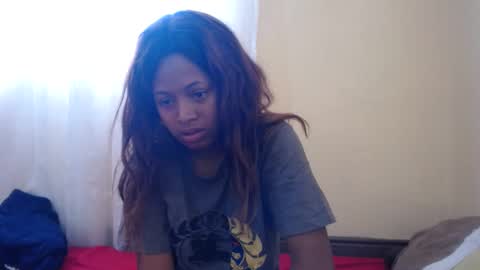 Snapshot of popetykely00 chatting on January 20, 9:35 am popetykely00 online show from January 20, 9:35 am