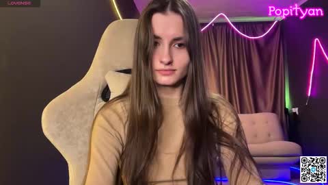 Snapshot of popityan chatting on October 3, 9:17 am Louise  see you on December 1  at 2200 UTC3 online show from October 3, 9:17 am