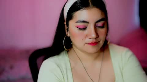 Snapshot of poppykens chatting on May 9, 11:10 pm Poppy Kensington online show from May 9, 11:10 pm