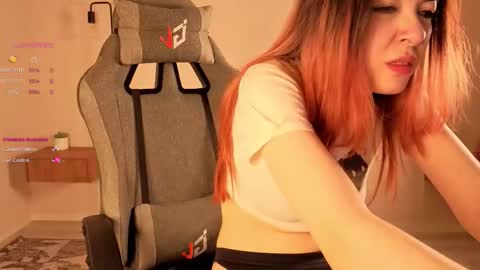 Snapshot of popy_star chatting on January 16, 9:30 pm Agnes online show from January 16, 9:30 pm