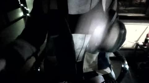 Snapshot of porcelain_tears01 chatting on March 4, 7:14 am porcelain_tears01 online show from March 4, 7:14 am