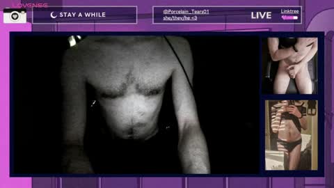 Snapshot of porcelain_tears01 chatting on May 26, 3:35 am porcelain_tears01 online show from May 26, 3:35 am