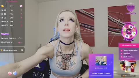 Snapshot of porcelainbarbiebot chatting on December 1, 8:53 pm Veronica Ronnie Taylor online show from December 1, 8:53 pm