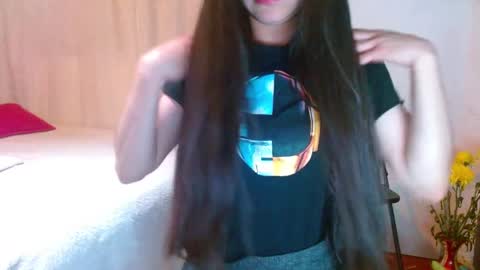 porcelainlux online show from January 24, 9:58 pm