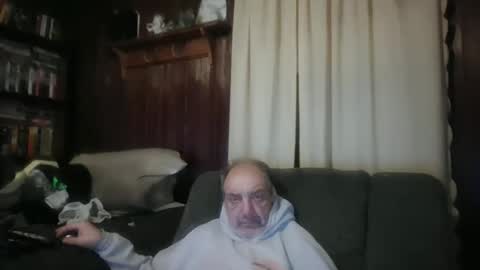 Snapshot of porkingit400 chatting on December 2, 11:04 am porkingit400 online show from December 2, 11:04 am