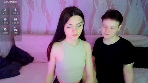 Ana and Tati online show from October 11, 7:23 pm