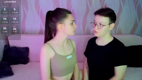 Ana and Tati online show from October 16, 9:49 pm