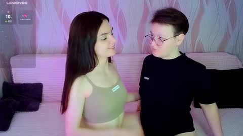 Ana and Tati online show from November 26, 9:49 pm