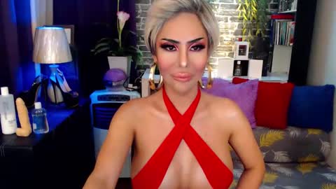 DivaGray online show from December 3, 10:08 pm