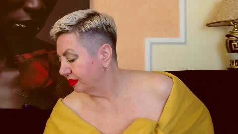 LADY POSH online show from December 3, 10:29 pm