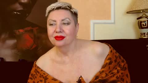 LADY POSH online show from December 6, 1:18 am