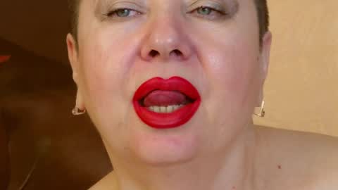 LADY POSH online show from December 13, 5:27 am