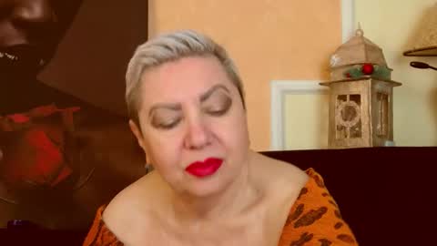 LADY POSH online show from January 17, 2:16 am