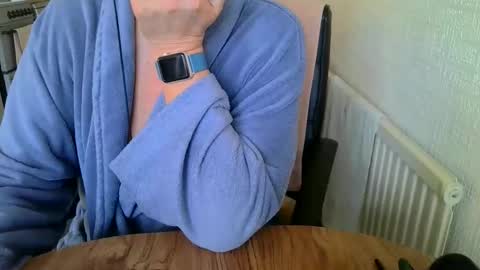 Snapshot of poshman65 chatting on October 21, 11:22 am poshman65 online show from October 21, 11:22 am