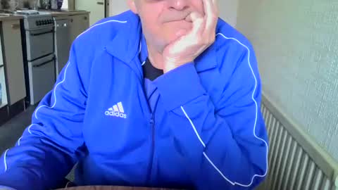 poshman65 online show from February 5, 12:32 pm