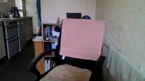 poshman65 online show from February 18, 12:01 pm