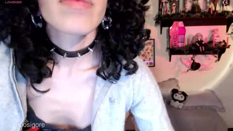 Snapshot of posigore chatting on February 14, 10:14 pm Anna Goth independient model online show from February 14, 10:14 pm