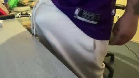 potoraah online show from November 10, 4:11 am