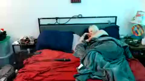 Snapshot of poundthatpussy4me chatting on June 13, 3:37 am poundthatpussy4me online show from June 13, 3:37 am