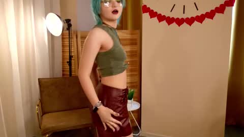 Snapshot of powderofgun chatting on March 4, 1:06 pm powderofgun online show from March 4, 1:06 pm