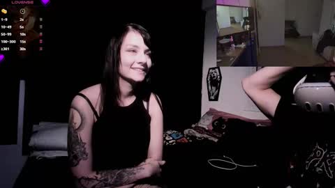 Ravena Rozz online show from January 8, 1:52 am